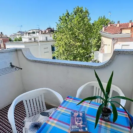 Hotel Sorriso Cattolica Exterior photo